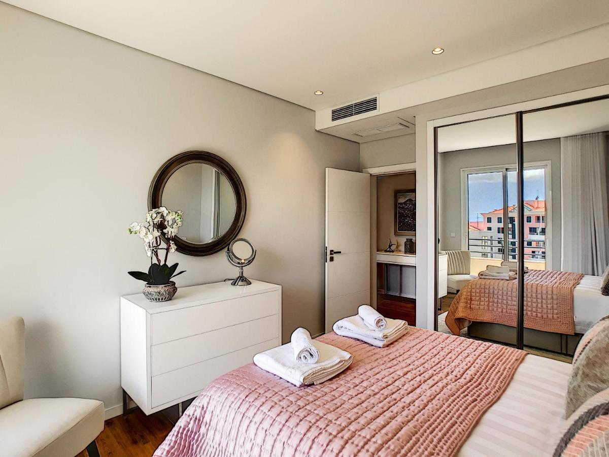 Paradise Apartment By Lovelystay Φουνκάλ Εξωτερικό φωτογραφία